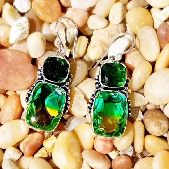 RELISTED - Picture 4 of 12